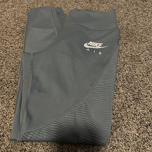 Women’s Nike Air Leggings